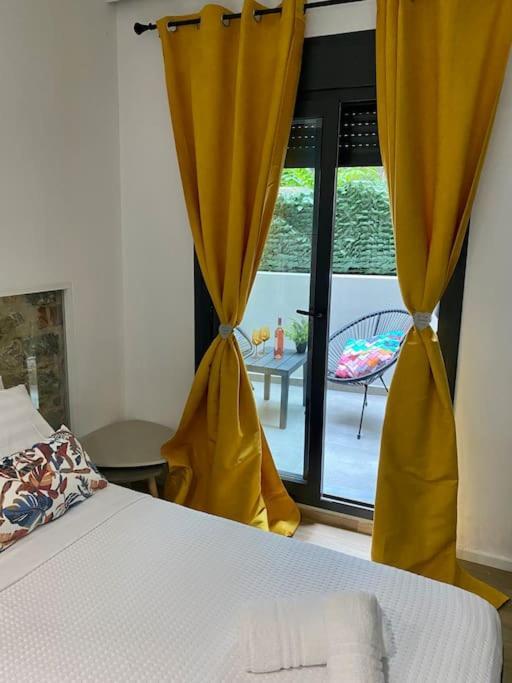 Crystal Studio-downtown Escape-navarinou Square Thessaloniki