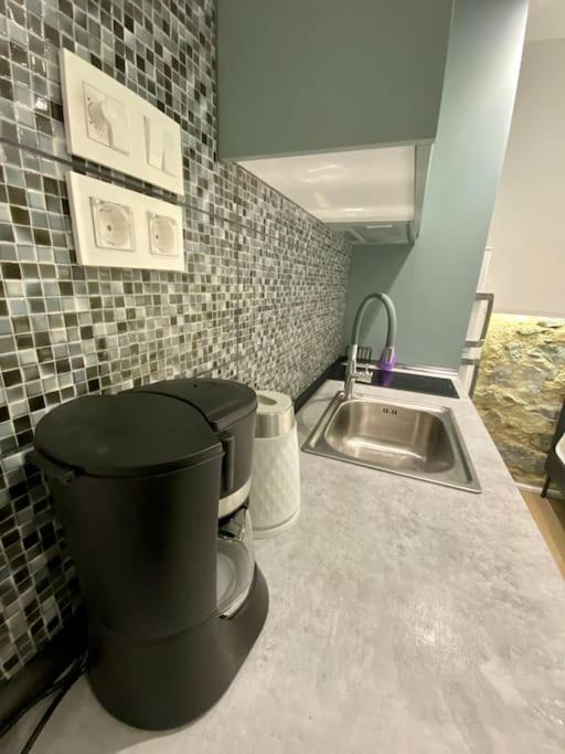 Crystal Studio-downtown Escape-navarinou Square * Thessaloniki